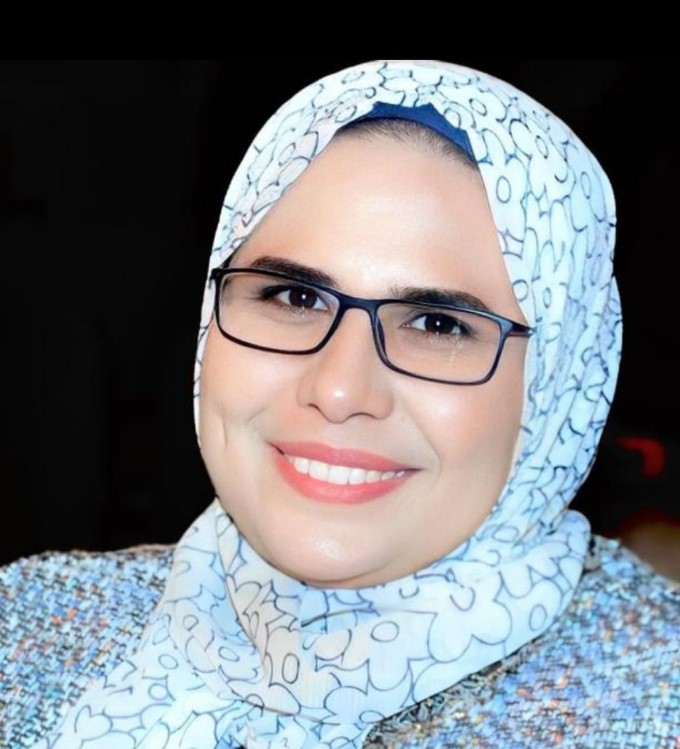 الدكتور ابتسام مرسي محمد